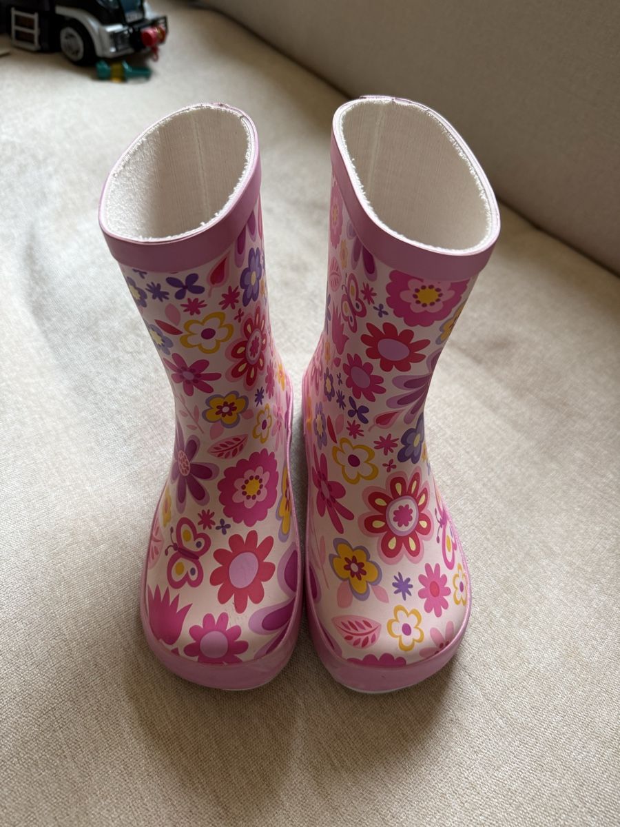 Schuhe für Mädchen: Koel Gummistiefel 27 – Gebraucht aus Adlikon b. Regensdorf von galaxandy