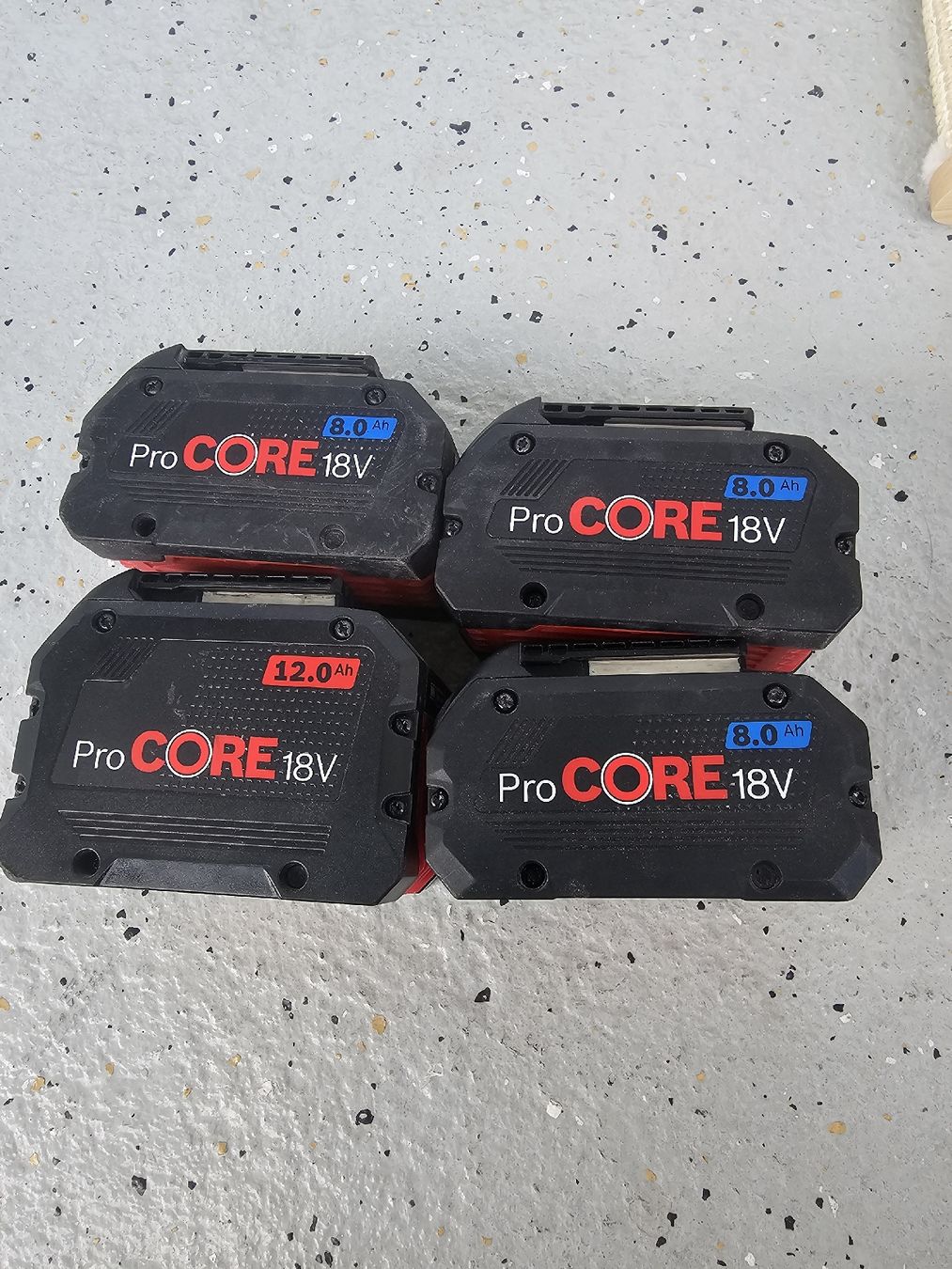 Bosch Akkus & Batterien: 4x Bosch 18  Procore Akku Defekt – Defekt aus Horw von 6GJ
