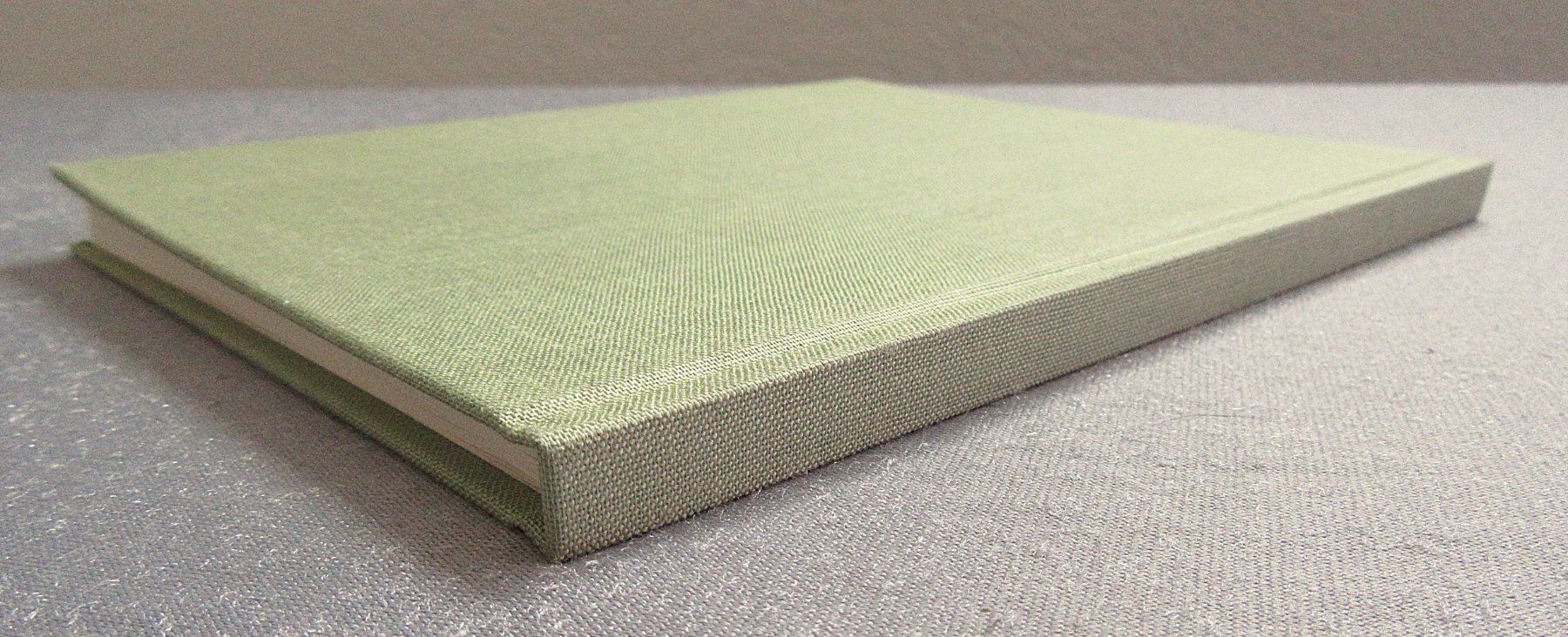 Livres: Historische Schweizer Trachten - aller 26 Schweizer Kantone – D'occasion à Auenstein par Padabimbim 7