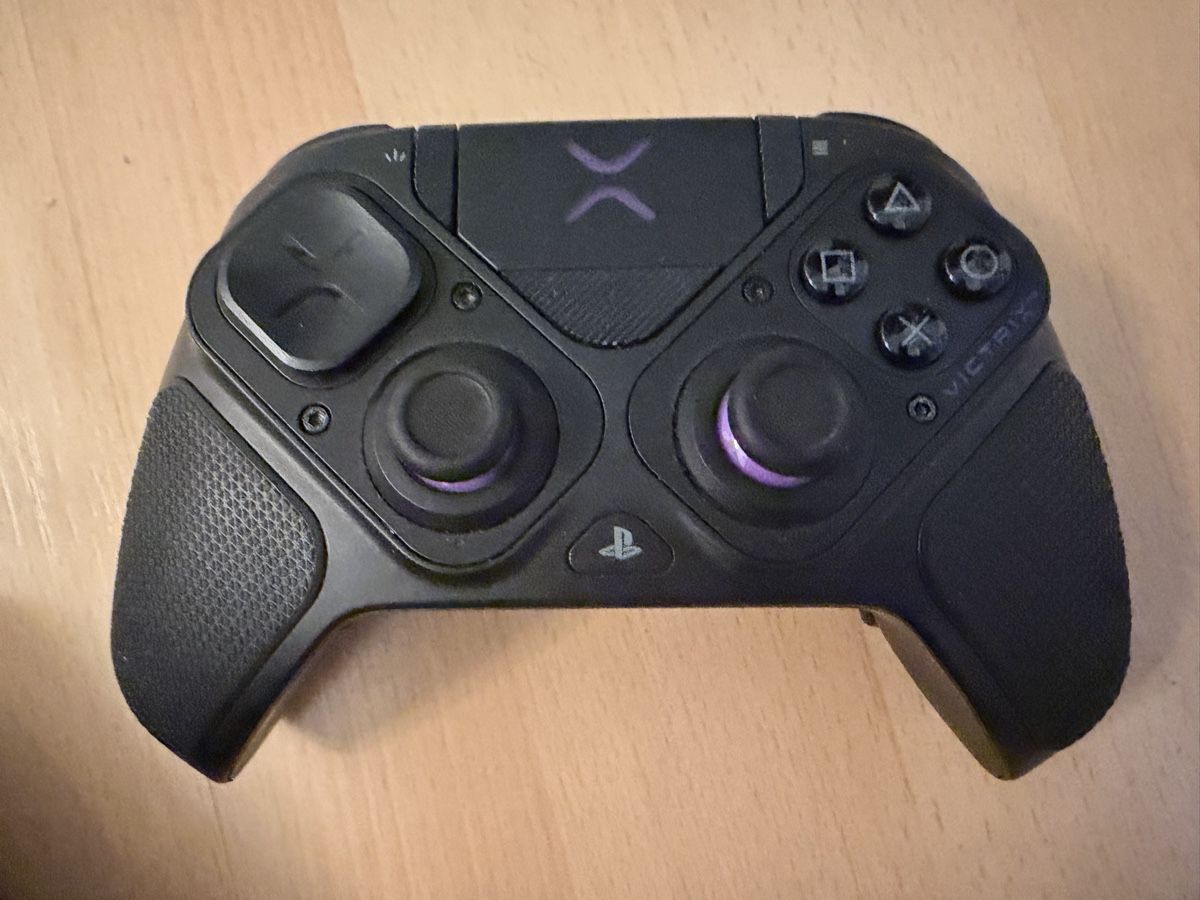 Controller: Controller PRO BFG  fur  PS5 – Nuovo (secondo la descrizione) da Uznach venduto da enrico06 2