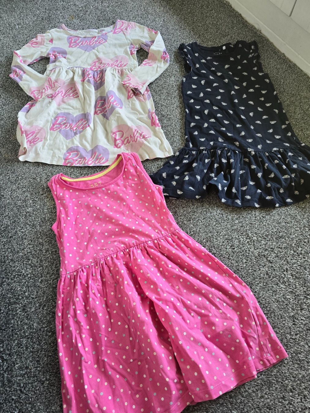 Lotti & Set di vestiti: 3er Set Mädchen Kleid, Gr. 104-110 – Usato da Unterentfelden venduto da Panda-87