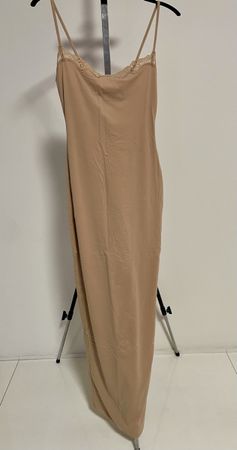SKIMS - T S, Robe à enfiler Détail en dentelle
