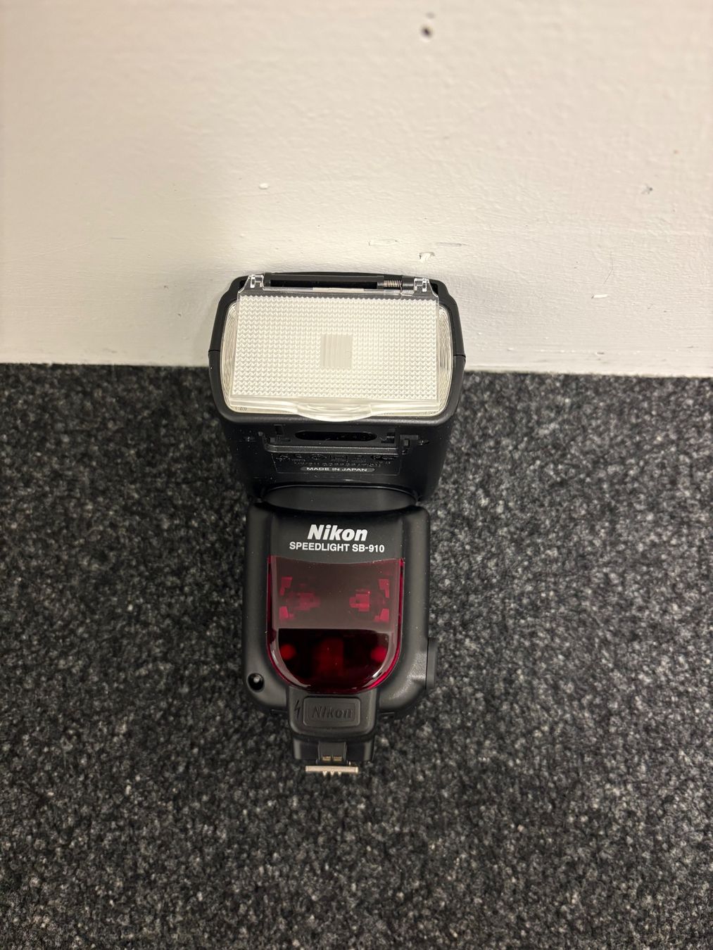 Manfrotto Altri Accessori: Manfrotto Stativ & Nikon Blitzgerät – Usato da Gipf-Oberfrick venduto da larsson_27 6