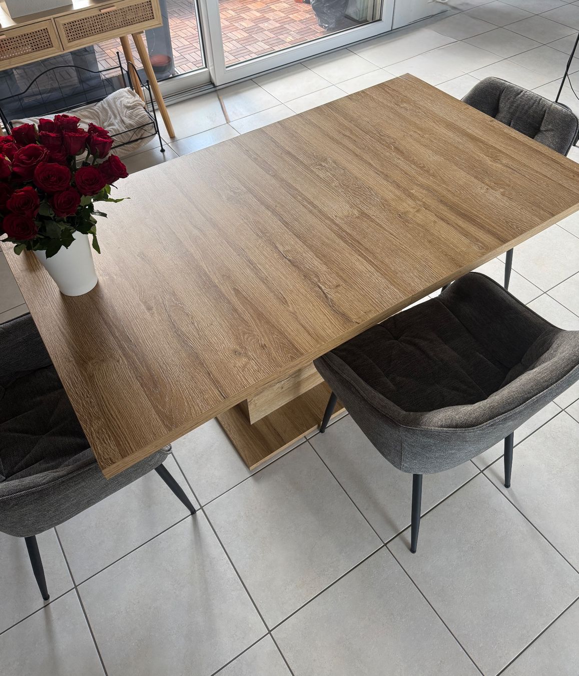 Conforama Tavoli: Table / tisch – Usato da Bonstetten venduto da Johanne_Lamalle