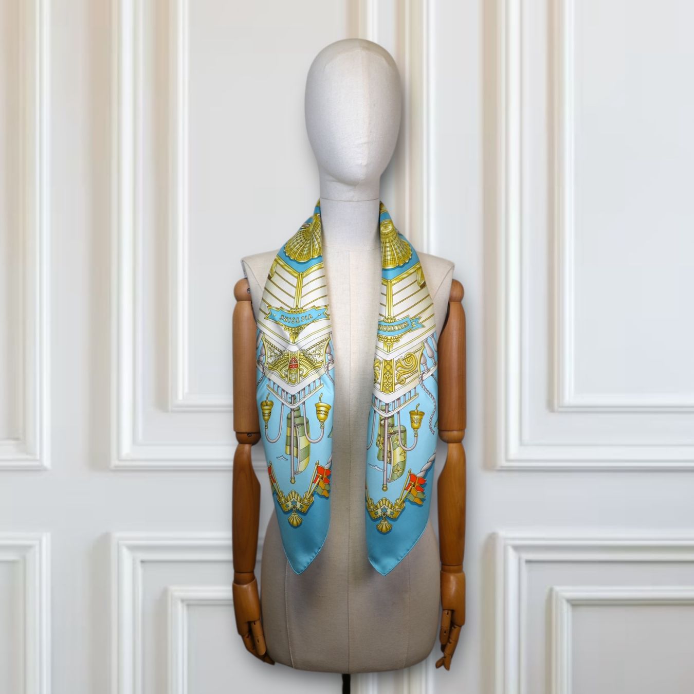 Hermès Foulard & Sciarpe: Hermès Carré "Railing" blau – Usato da Binningen venduto da Designerlabels 3
