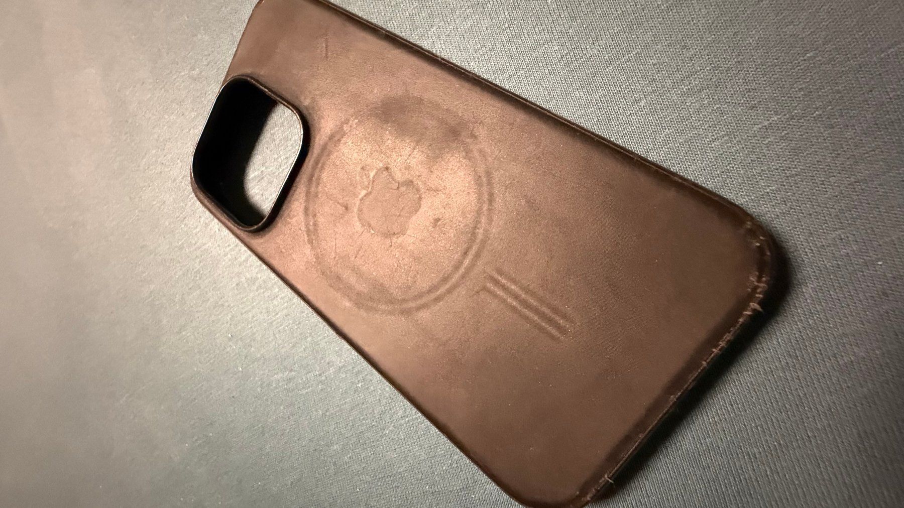 Apple Portables: iPhone 15 Pro,128 GB,Black Titanium – D'occasion à Obergerlafingen par Moorfrosch 8