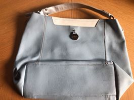 Stylische Damenhandtasche hellblau/weiss/silber
