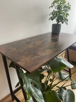 Schreibtisch im Industrial Design, Top Zustand!