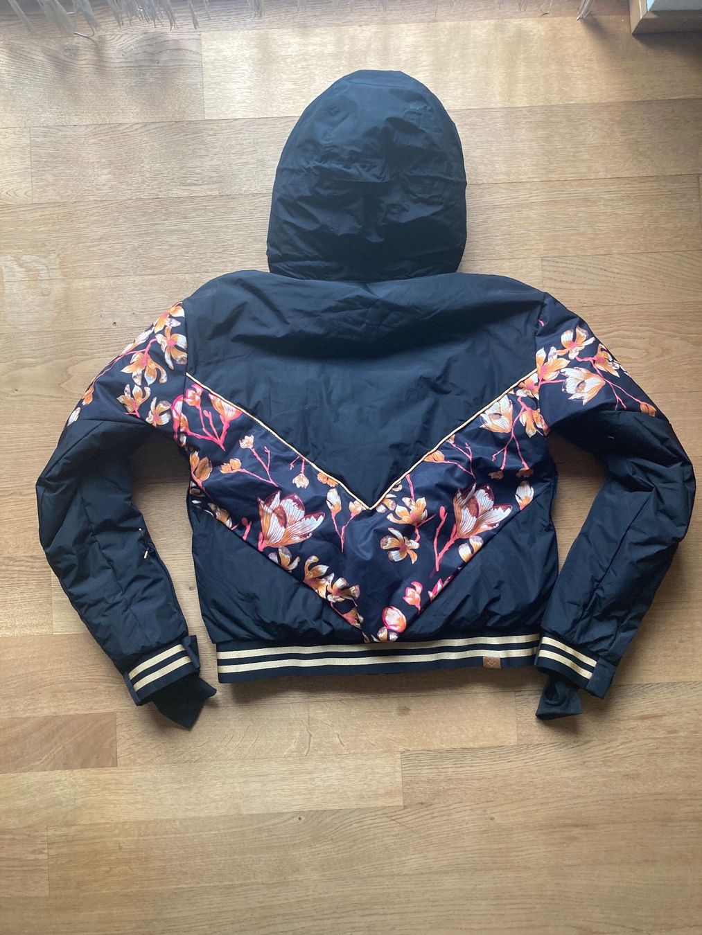 Roxy Vestes: Roxy Sky Jacke NEU!!! – Neuf avec emballage d'origine à Zürich par san_qzr2 2