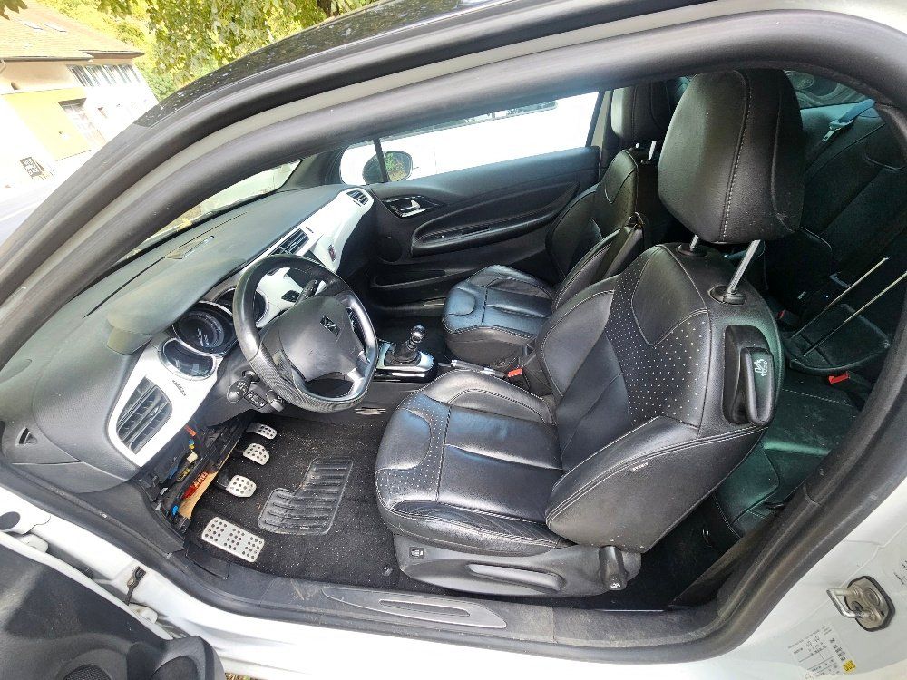 Citroën Automobili: Citroen DS 3 1.6 THP – Difettoso da Balsthal venduto da XTR34 9