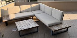 Outdoor Lounge mit Kissen (grau) und Tisch - ZUM ABHOLEN