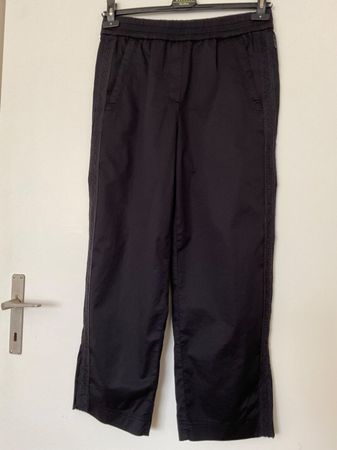 Marc Cain Sports tolle Hose Gr 2 (36) schwarz Ungetragen