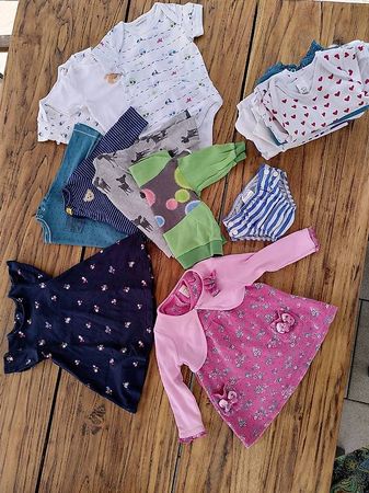 Sommerliches Kleiderset Grössen 68 und 74