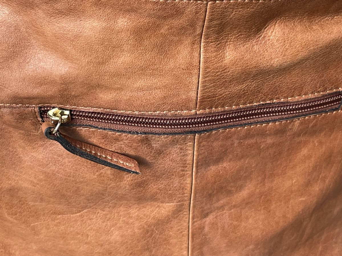 Sacs femmes: Ledertasche  – D'occasion à dotzigen par patchwork01 8