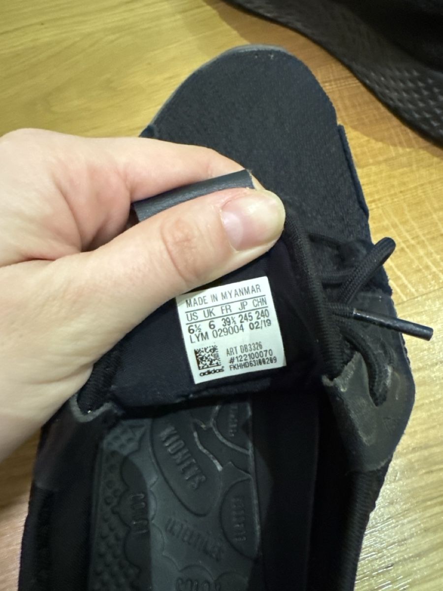 Adidas Herrenschuhe: Adidas Pharrell Williams, Gr. 39.5 – Gebraucht aus Herzogenbuchsee von _jaaanita 2
