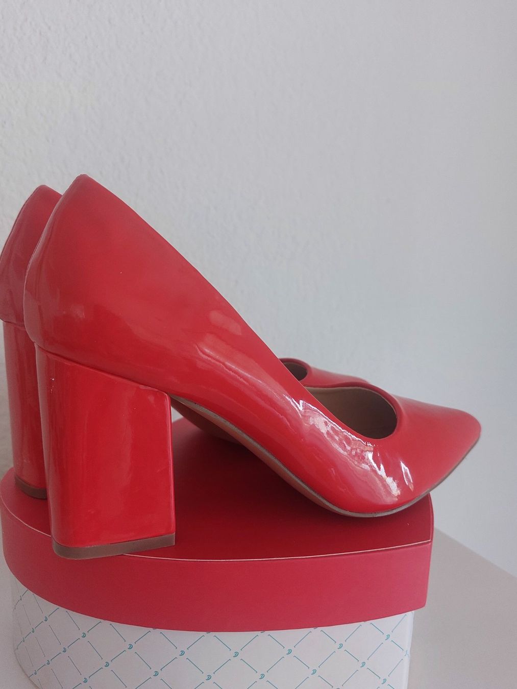 Damenschuhe: Schuhe Gr. 36, rot, NEU – Neu (gemäss Beschreibung) aus Au ZH von mar_6z5k 2