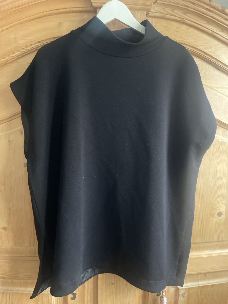 Maglioni & Felpe: Manguun Collection Damen Pullover Gr. 36-38 Schwarz Rollkrag – Nuovo (secondo la descrizione) da Romanshorn venduto da Lieblings_Stuecke