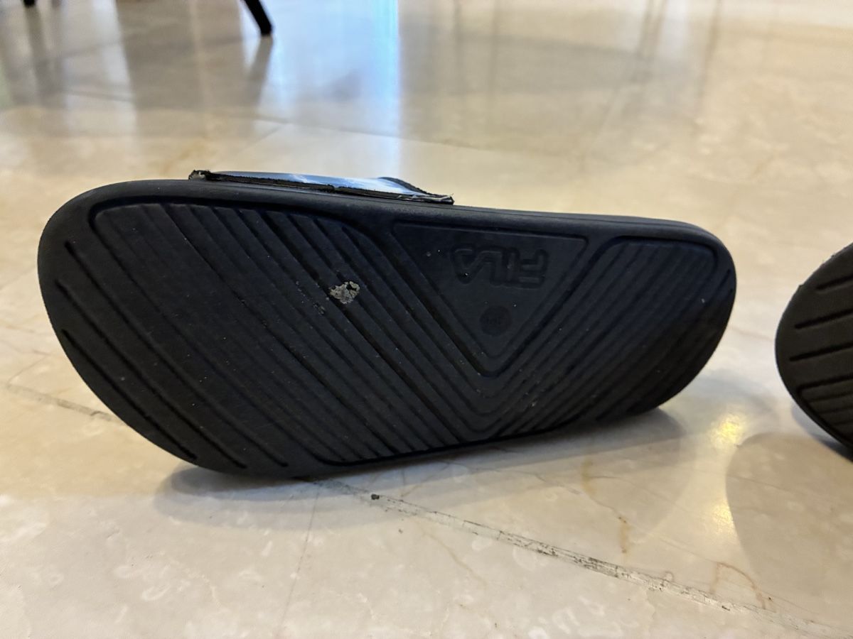 Fila Scarpe per ragazzi: Fila Badeschuhe / Schlappen, Gr. 31 – Usato da Münchenstein venduto da pricehouse 5