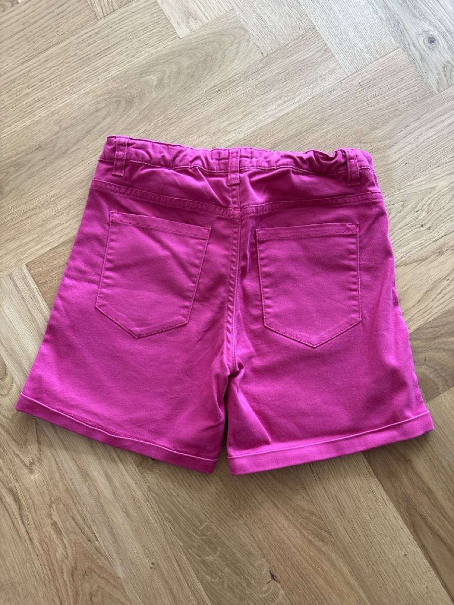 Benetton Pantaloni: Shorts von Benetton, Grösse 140 – Usato da Wohlen AG venduto da Michi761 1