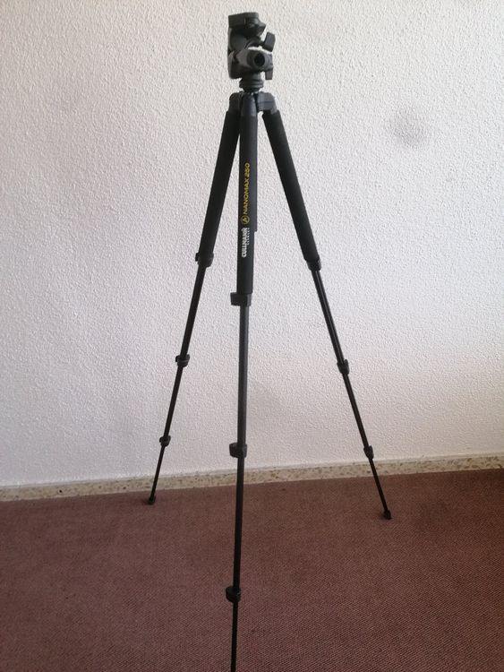 OUTDOOR-KESSEL Dreibein Teleskop-Gestell – Ausziehbar 120–200 Cm, Schwarz Lackiert, Für Kessel & Grill