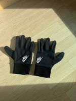 Nike Sportswear Club Fleece Touchscreen Gloves