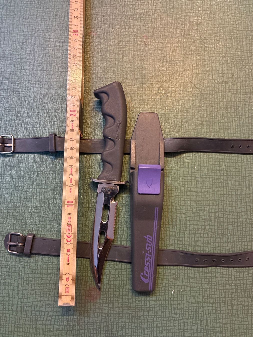 Altro per Immersioni: Taucher Messer Cressi Scout mit Scheide – Usato da Zürich venduto da sweschwa 1