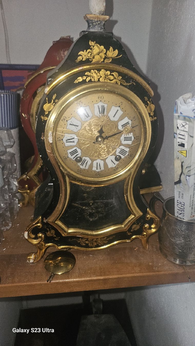 Orologi da terra & Orologi da parete: pendules Neuchâteloise. – Usato da Concise venduto da sib_wlz5 2