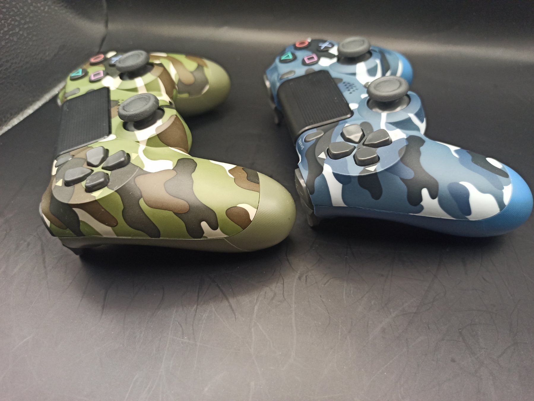 Controller: 2 x Original Controller Sony PS4 Wireless DualShock 4 CAMO – Usato da Oberweningen venduto da mar_87mx 6