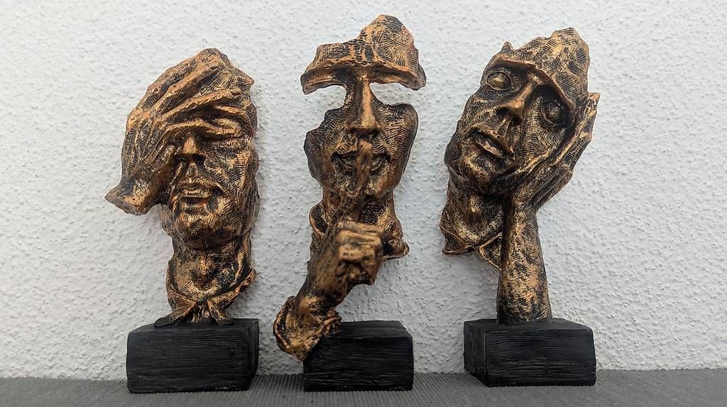 Tutte le decorazioni: 3-teilige Statuen – Usato da Altdorf UR venduto da Walhalla59