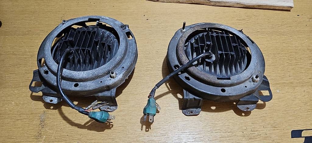 VW Fari: VW T3 LED Scheinwerfer – Usato da Merenschwand venduto da kiliwili4 3