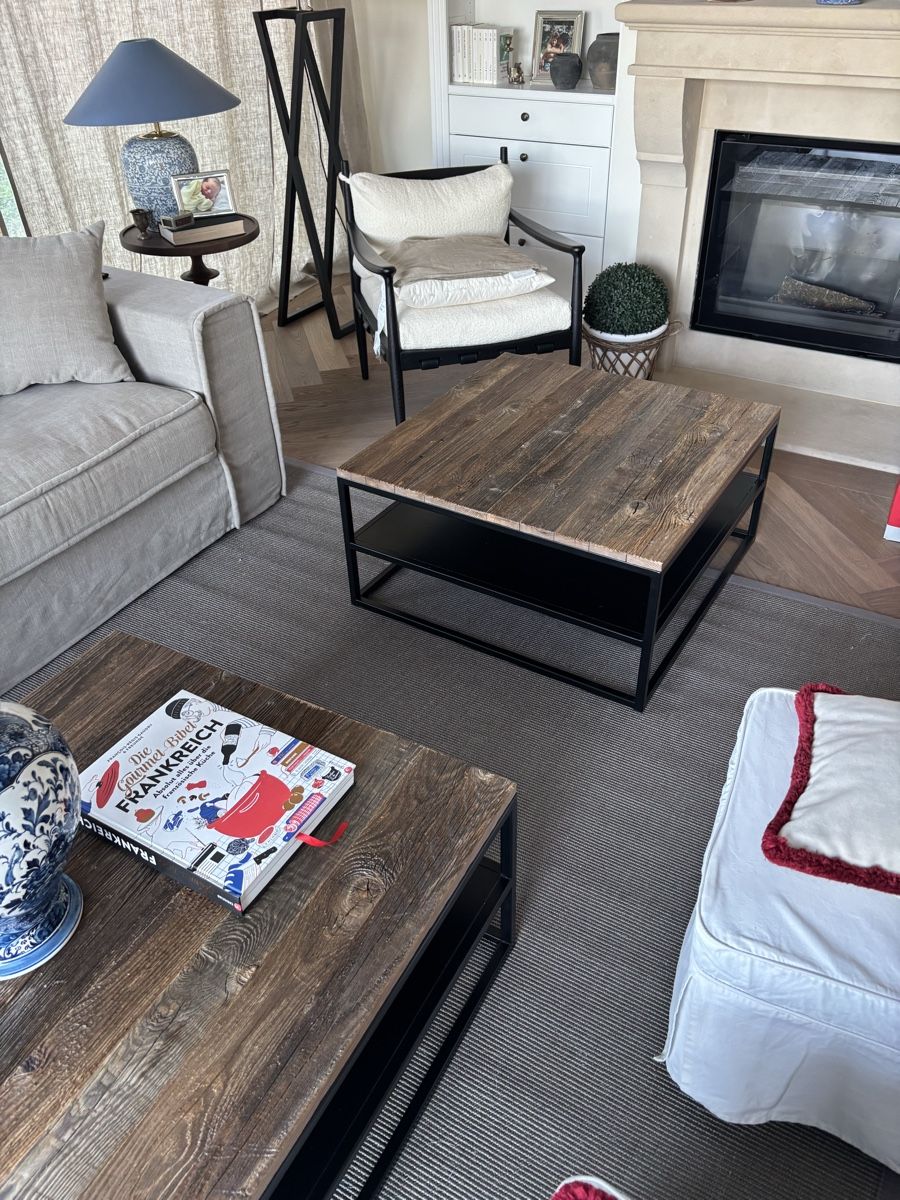 Tavoli: Coffee Table von Eichholtz (von SPECTROOM) – Nuovo e nell'imballaggio originale da Oberrieden venduto da ElsaL