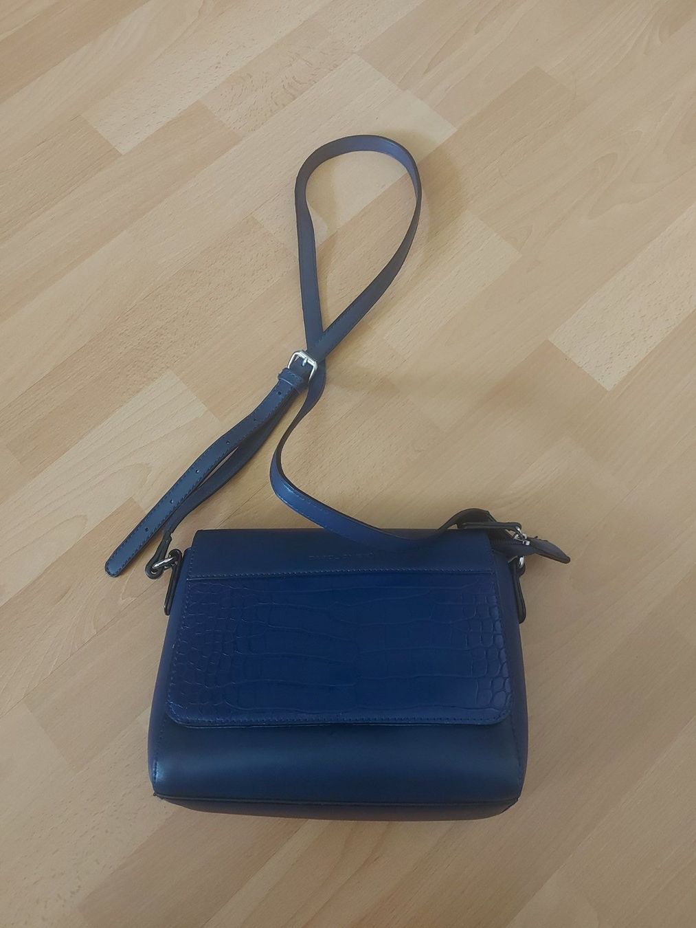Taschen für Damen: Umhängetasche blau – Gebraucht aus Schötz von chr_khn7