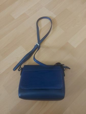Umhängetasche blau