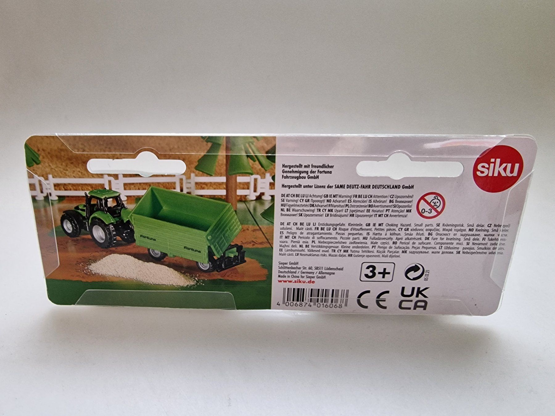 Siku Modellautos: Siku  1606 Traktor mit Anhänger Neu – Neu und originalverpackt aus Oberuzwil von aseinkaufswelt 1