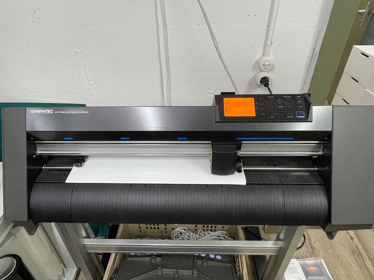 Toutes les machines: Secabo Transferpresse und Graphtec Plotter Set gebraucht – D'occasion à Thun par gia_k8tq 2