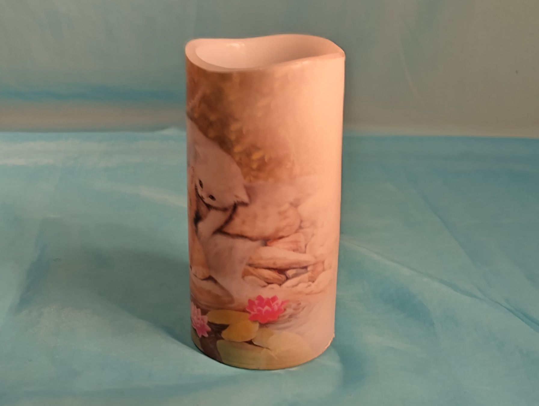 Candele: LED Kerze mit Katzen – Usato da Bellach venduto da JingleCherry 2