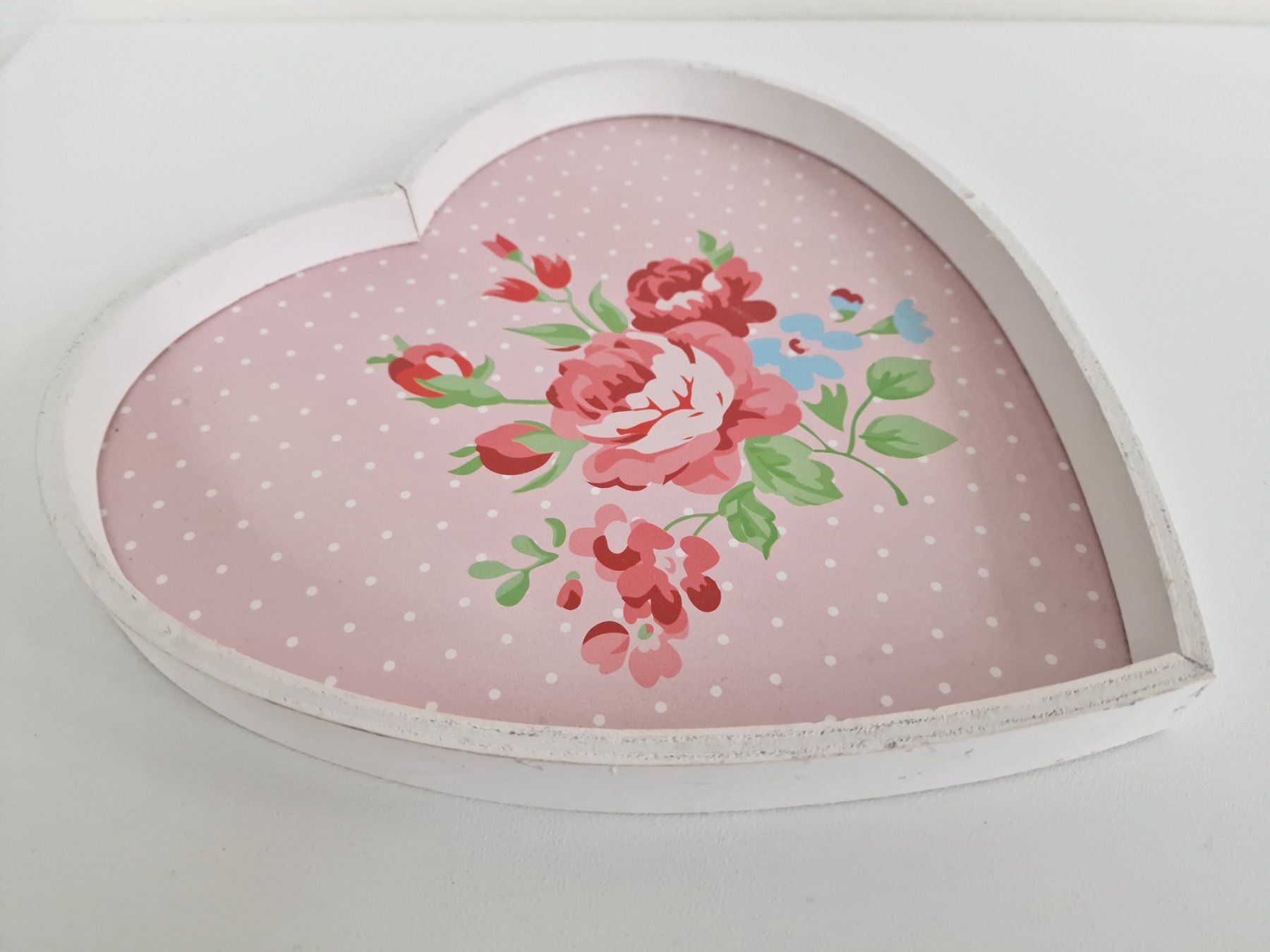 Piatti di portata: Shabby Chic Tablar Rosa mit Blüten – Usato da Hallau venduto da CHACLA