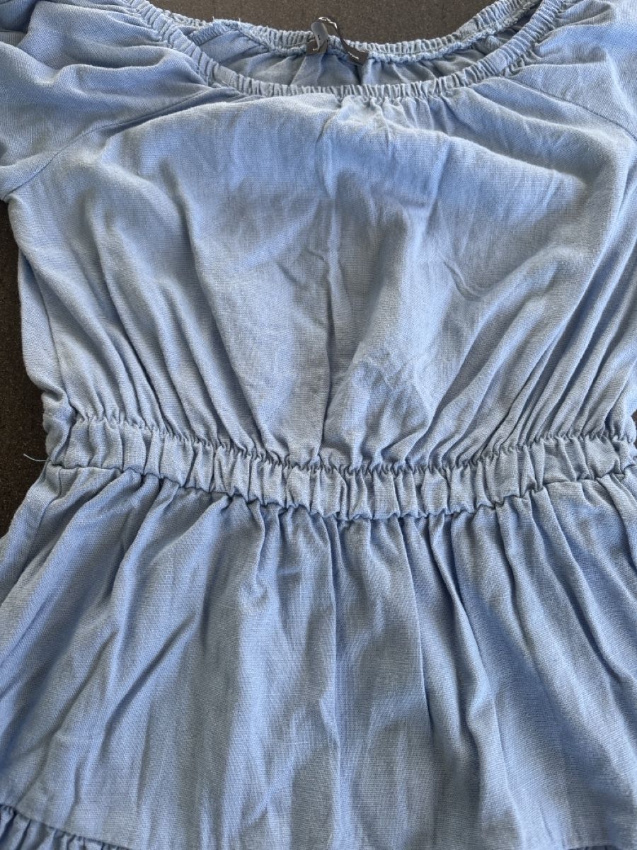 C&A Kleider & Röcke: Helles Sommerkleid mit Volants, C&A, Gr. 146, – Gebraucht aus Wilen b. Wil von b-mountain 2