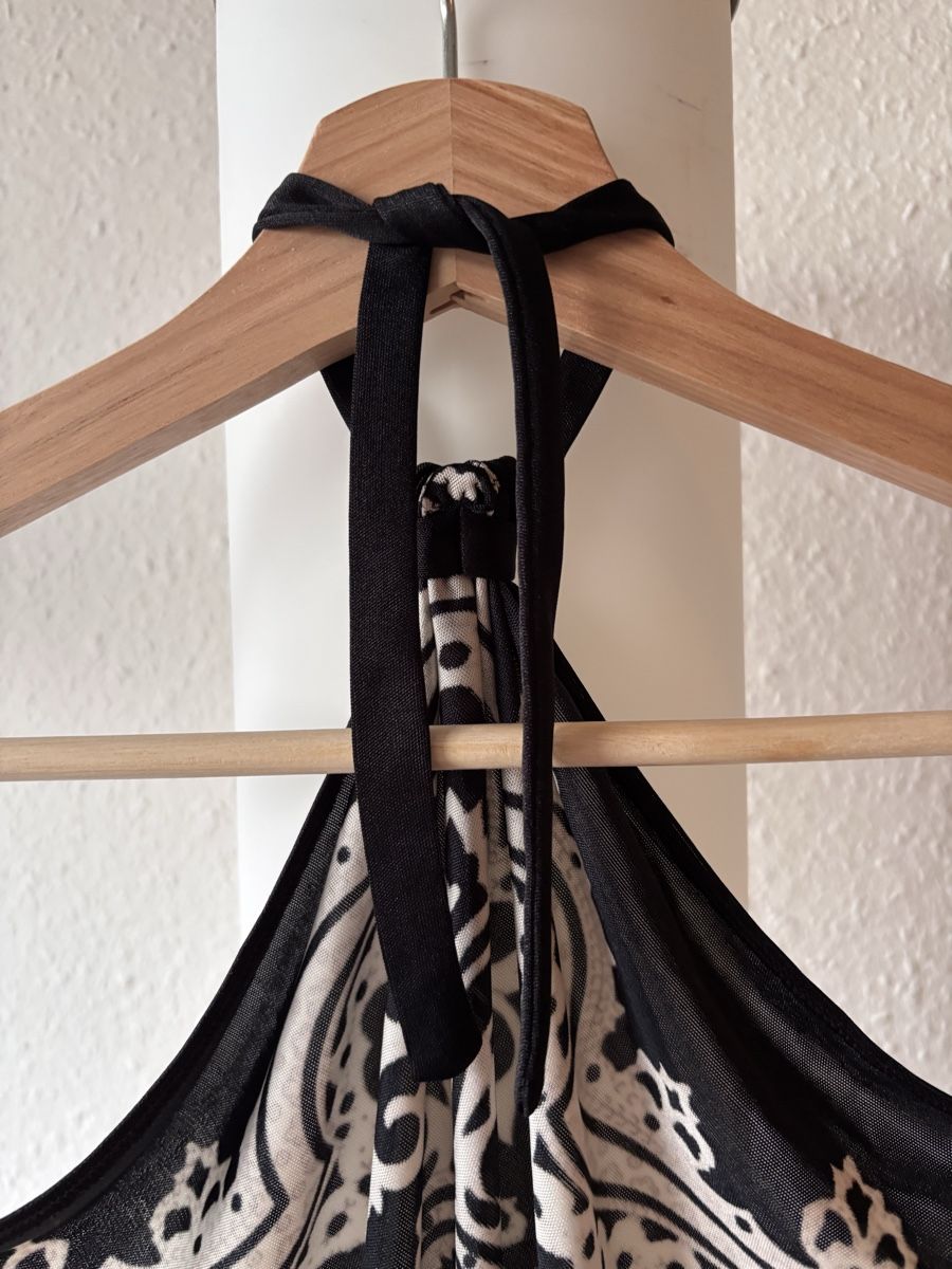 Kookai Top: Top triangle Kookai noir et blanc taille unique  – Nuovo (secondo la descrizione) da Onex venduto da ali_8gbq 4