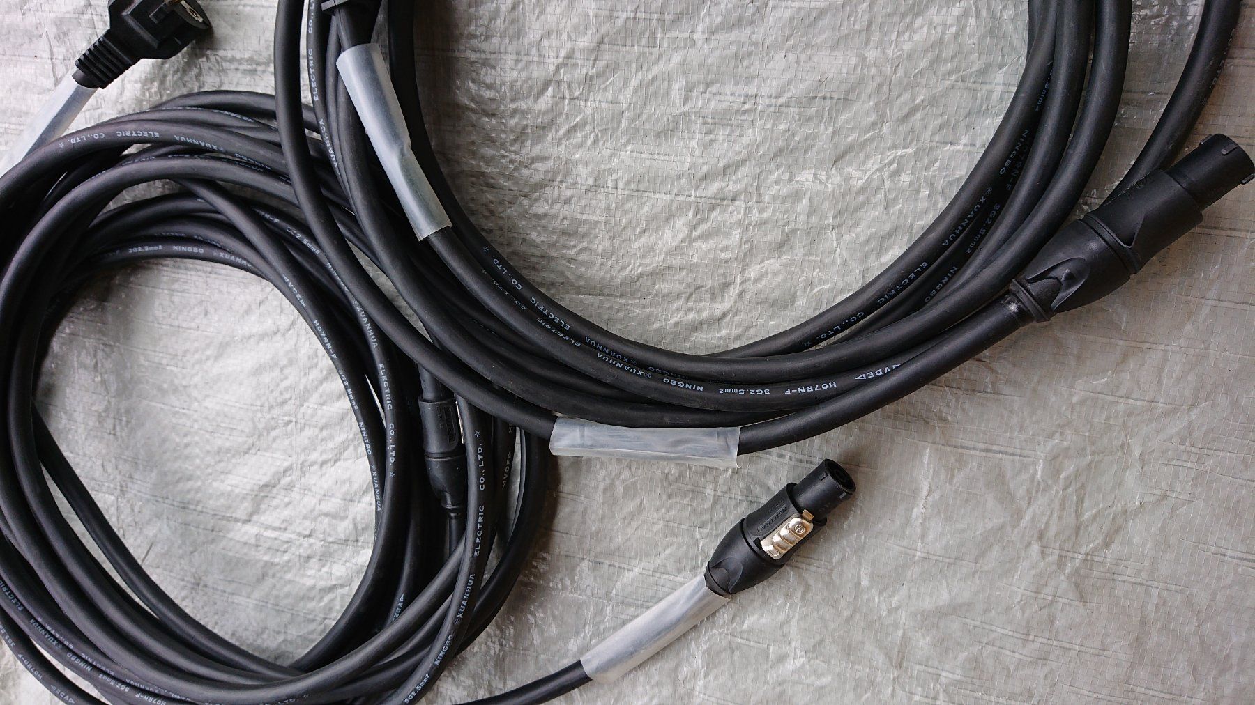 Cavi: 3x ANSCHLUSS KABEL - SCHUKO > POWERCON TRUE1 - 5m - 2.5mm2 – Nuovo (secondo la descrizione) da embrach venduto da radioactivepatrick 7