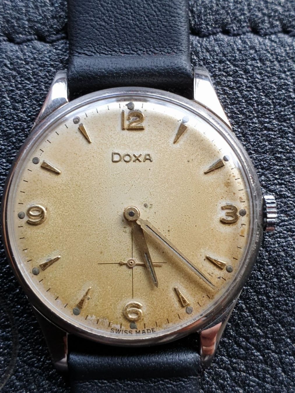 Doxa Orologi: Doxa Handaufzug Dezentral AZ050 – Usato da Uster venduto da Allezeit