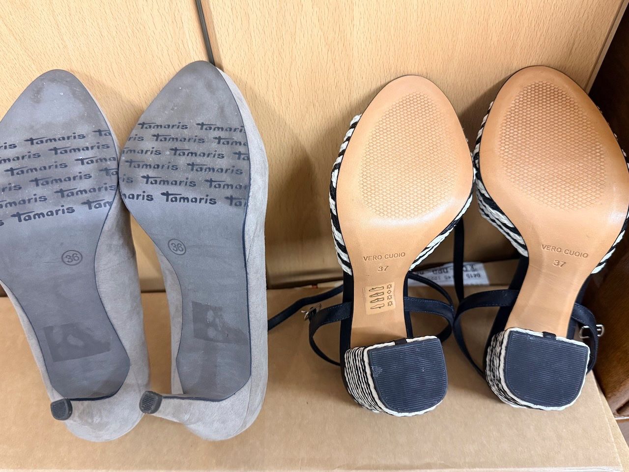 Scarpe da donna: 2 Paar tolle Damenschuhe – Usato da Niederhasli venduto da Moondance 1