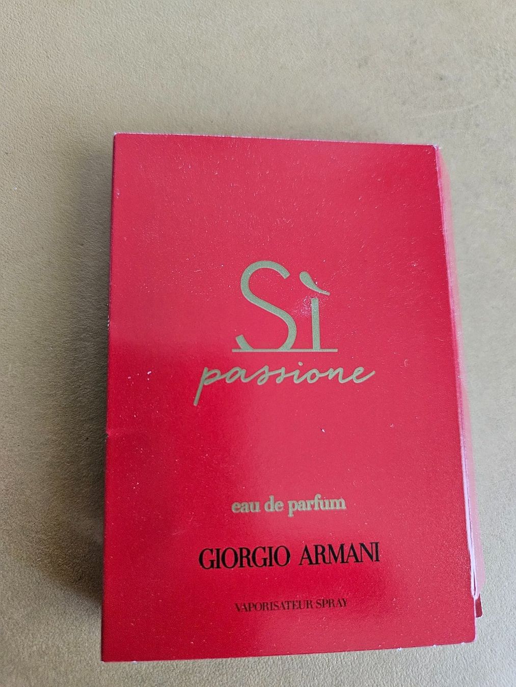 Armani Profumi & Eau de Toilette: GIORGIO ARMANI - Si passione - EAU DE PARFUM - 1.2 ML – Nuovo e nell'imballaggio originale da Aesch BL venduto da Chrutli1