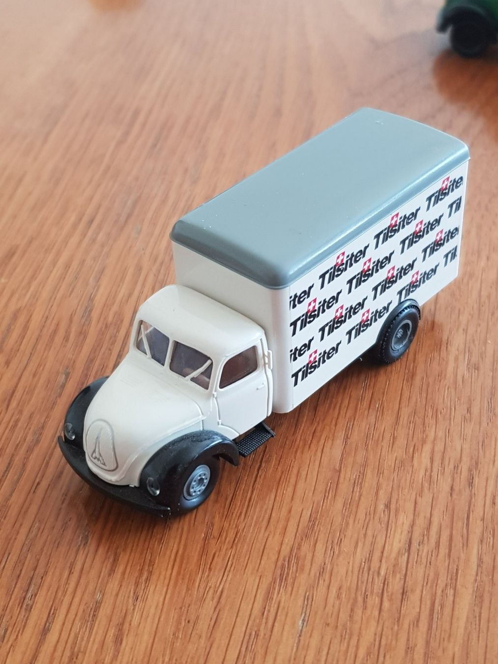 Brekina Modellautos: Magirus Hauber 1/87 Tilsiter – Gebraucht aus Vordemwald von TGV9497 1