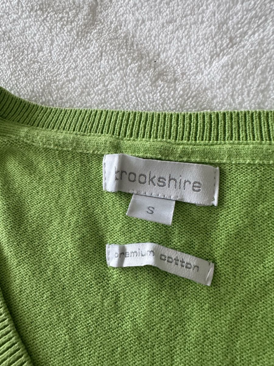 Pullover & Sweatshirts: Pullover – Gebraucht aus Zürich von lau_6q77 1