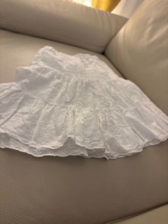 Rock weiss OVS Kids Grösse 6-7 Jahre Broderie Suisse
