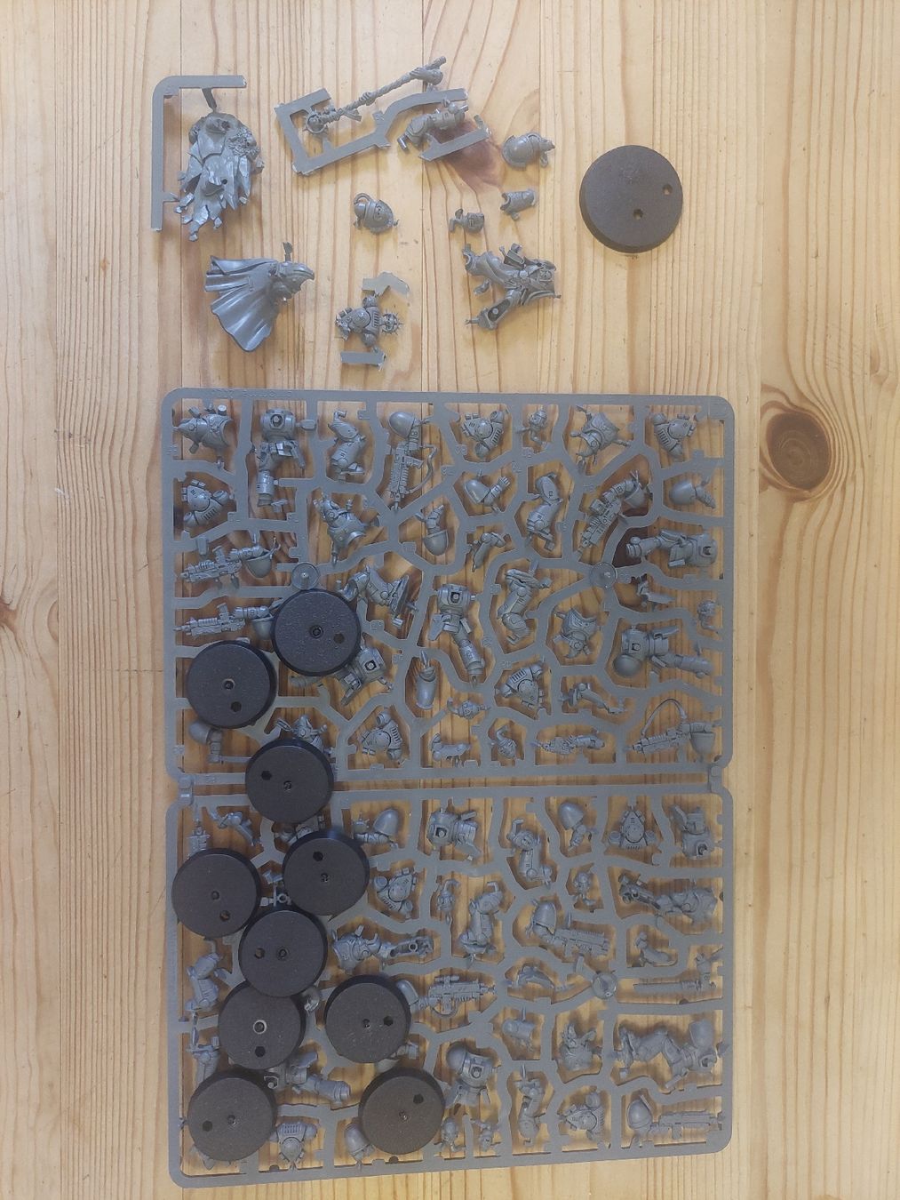 Kit di modellismo & Modellini statici: Warhammer 40.000 Armageddon Librarian + 10 Intercessors – Nuovo (secondo la descrizione) da Zürich venduto da kitkis 3