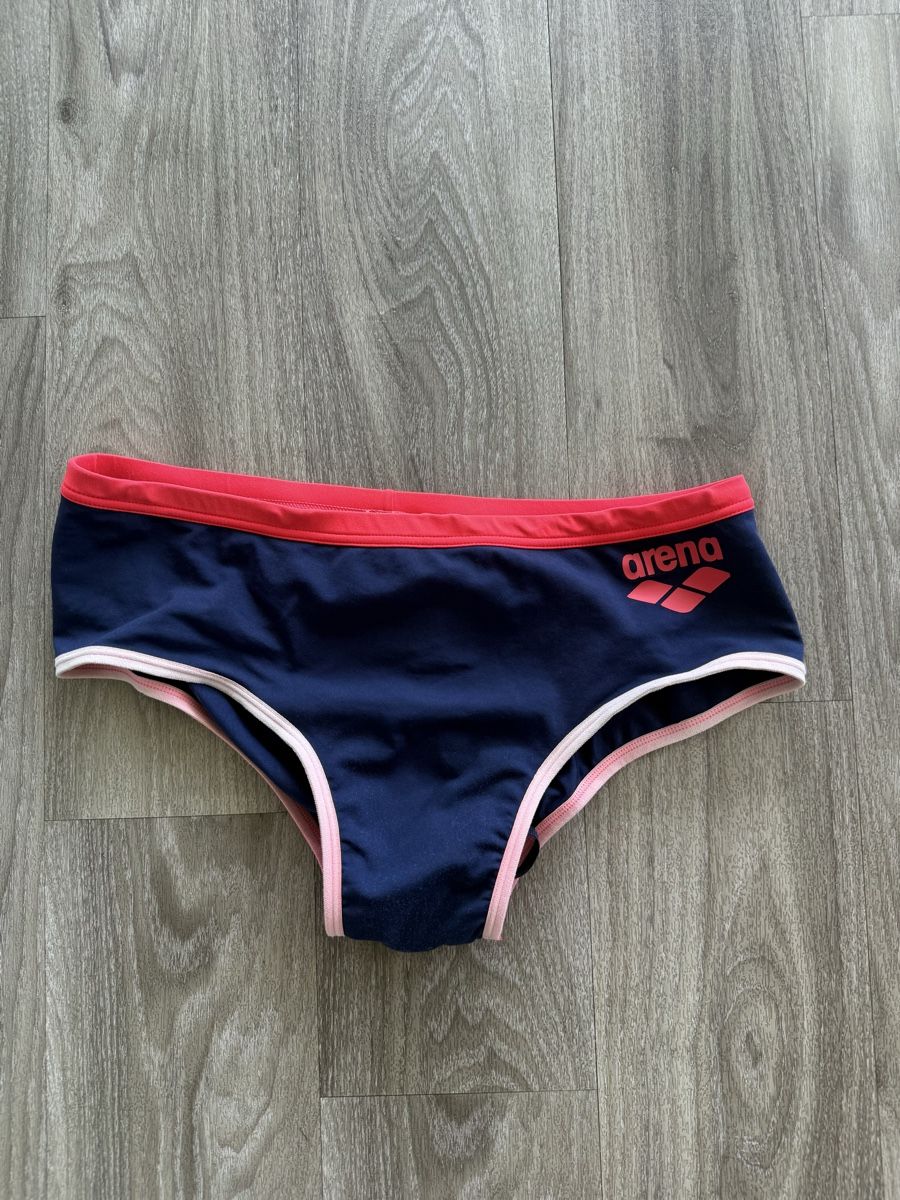 Arena Badehosen: Arena Trainingsbadehose Grösse D6 – Gebraucht aus Tägerwilen von Bichito4