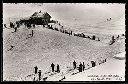 Joch-Hütte, Nidwaldner Berg-Club, Skibe
