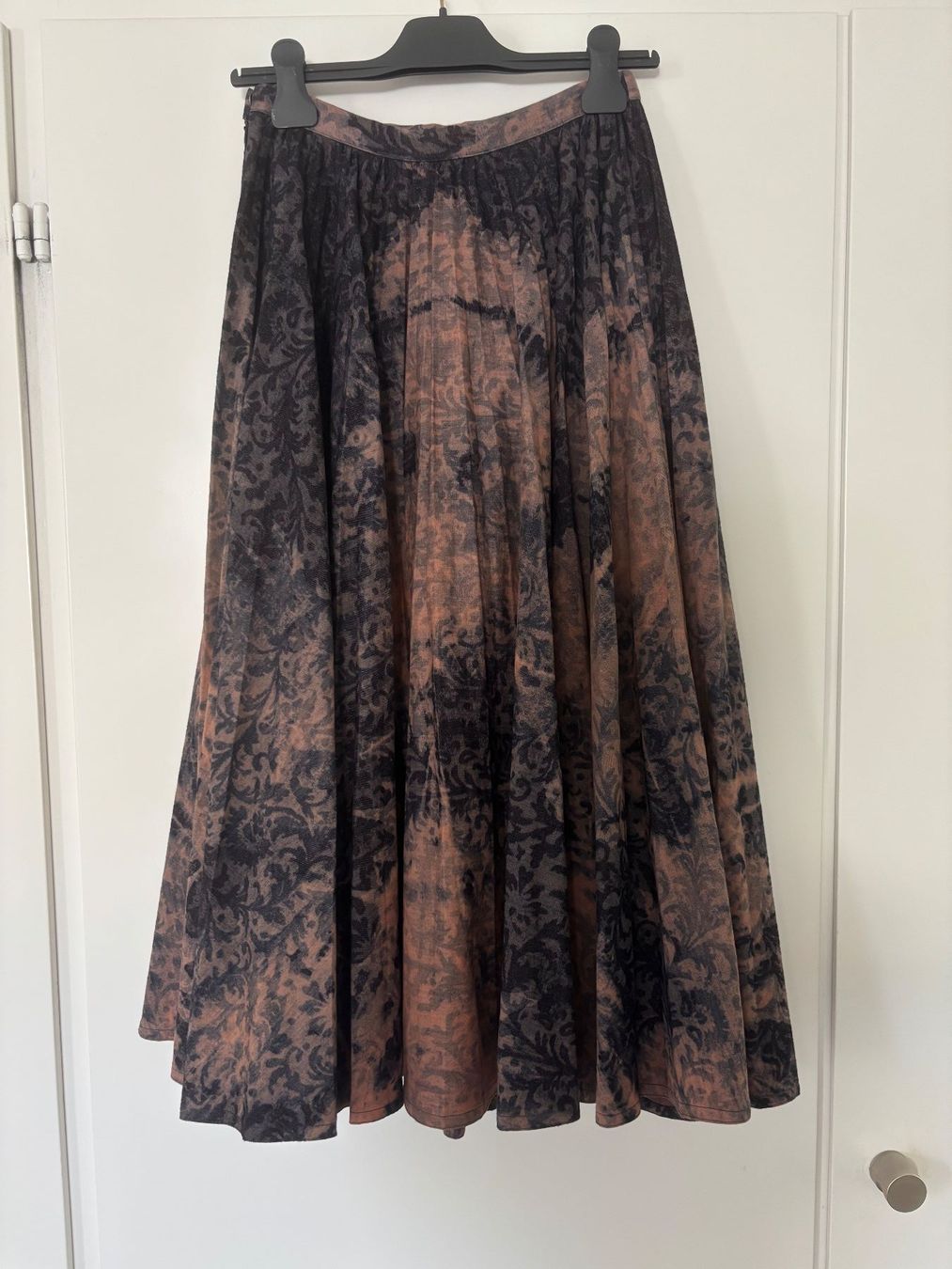 Dior Röcke: DIOR Denimjupe , feinste Baumwolle Gr. 32 – Gebraucht aus Herrliberg von mayfi 5